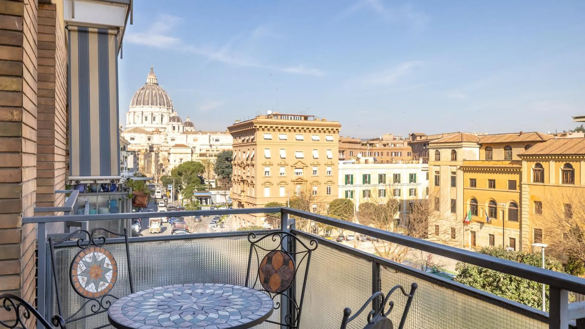 Vista Indimenticabile Sulla Cupola Di S. Pietro Apartment Rome